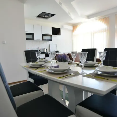 Studio Apartman Tasun