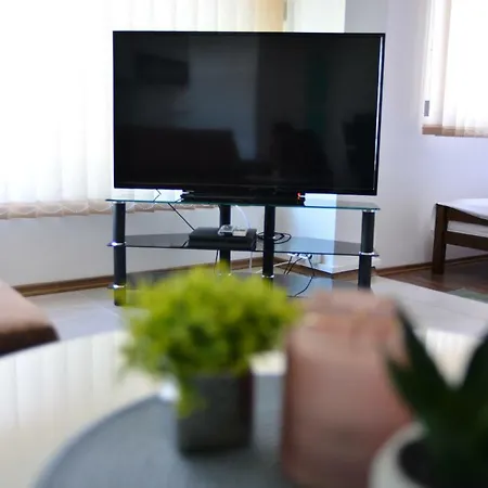 Studio Apartman Tasun Apartment